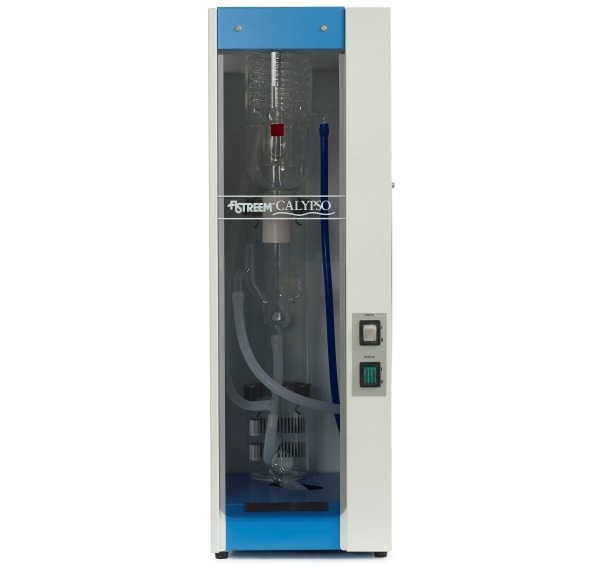 Calypso for bench or wall-mounted water distillation